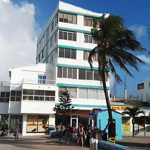 Guest house Apartamento Frente A La Playa Con O Sin Vista Al Mar, San Andres (San Andres and Providencia Islands)